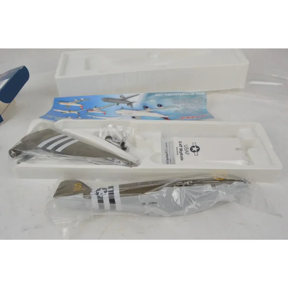 Daron Skymarks C-47 Stoy Hora Model Kit 1/80 Scale Aircraft SKR690 OPEN BOX